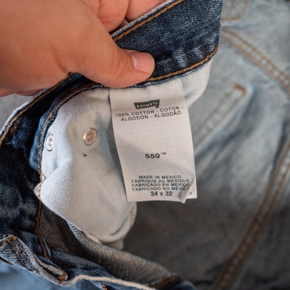 Levis Jeans Mens 34x32 Blue 559 Relaxed Fit Medium Wash Denim - Picture 6 of 9